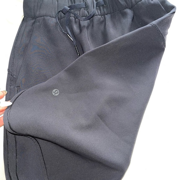 Lululemon skirt - Picture 3 of 6